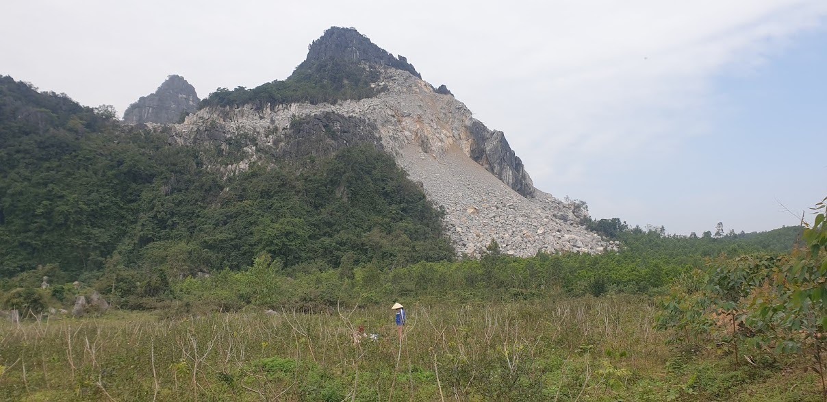 Quan tâm tiếp nhận, xử lý kiến nghị và đơn thư để đáp ứng nguyện vọng của cử tri và Nhân dân