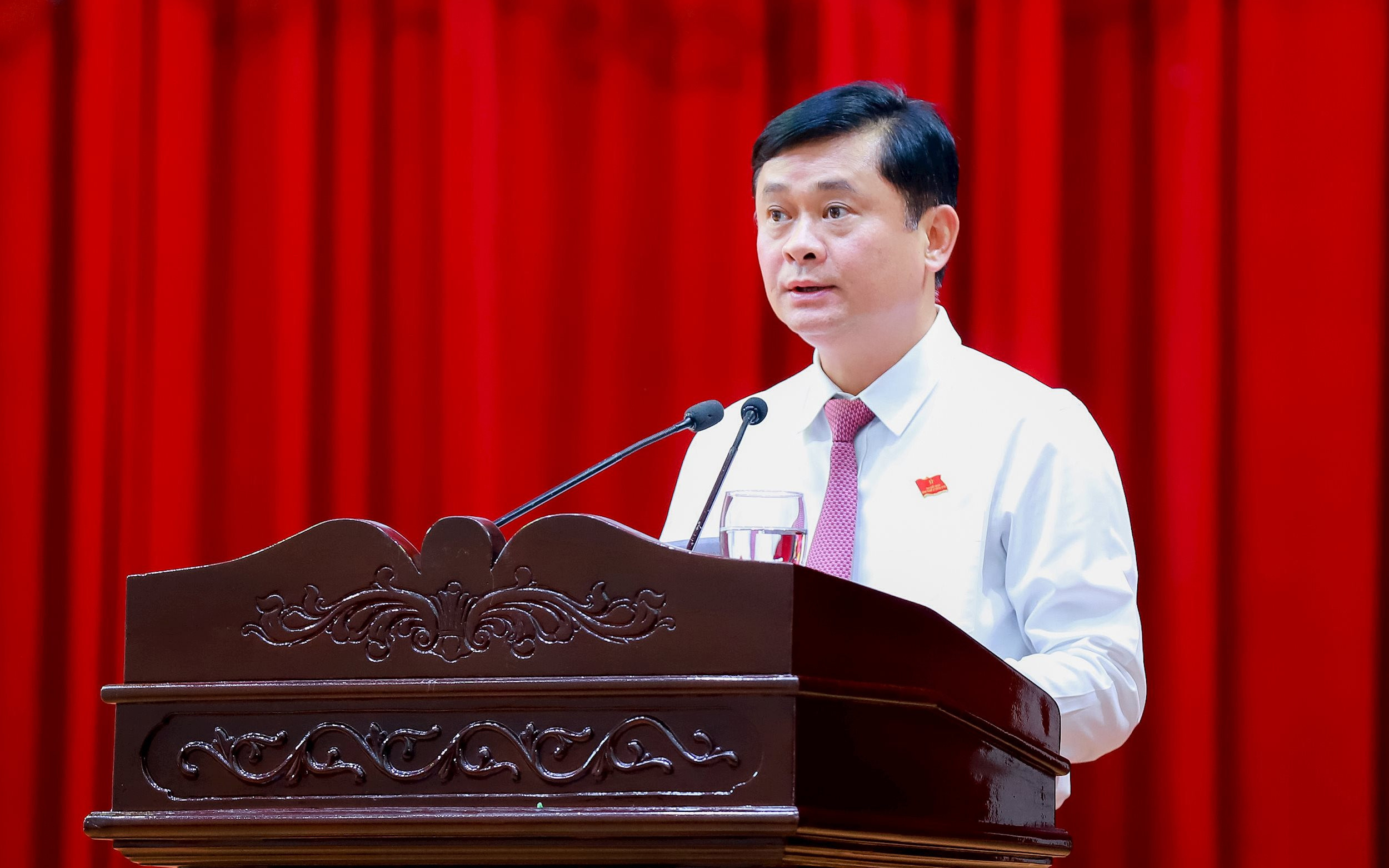 Tập trung triển khai các nhiệm vụ để nghị quyết vừa được thông qua sớm đi vào cuộc sống và phát huy hiệu quả *