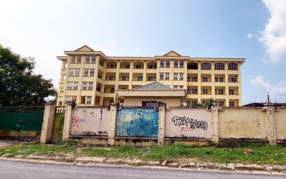 Ủy ban nhân dân tỉnh trả lời cử tri huyện Nghi Lộc về Dự án đầu tư xây dựng Trường Cao đẳng Văn hóa Nghệ thuật Nghệ An giai đoạn II