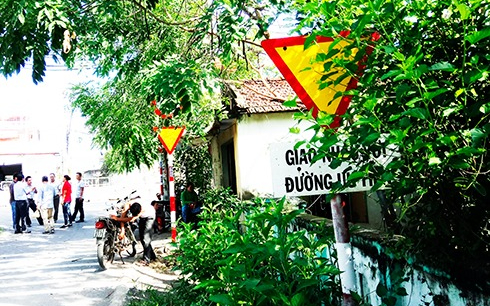 Sở Giao thông vận tải trả lời cử tri huyện Hưng Nguyên kiến nghị về lắp đặt các biển báo tránh che khuất tầm nhìn các điểm giáp giữa Quốc lộ 46C với tuyến Tỉnh lộ 542B