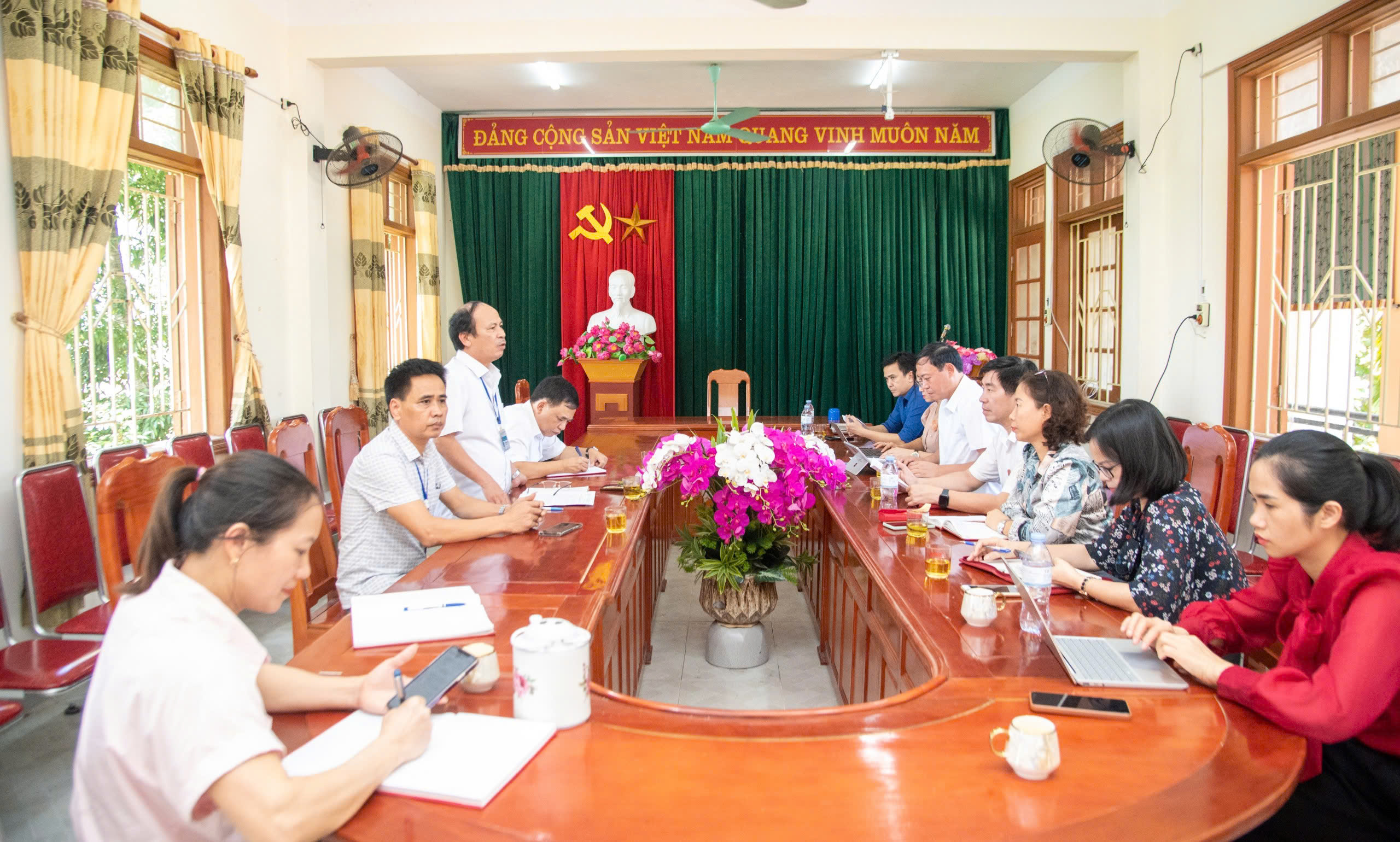 Ban Văn hóa - Xã hội HĐND tỉnh giám sát việc đầu tư xây dựng, quản lý và sử dụng các thiết chế văn hóa - thể thao tại xã Châu Quang, huyện Qùy Hợp