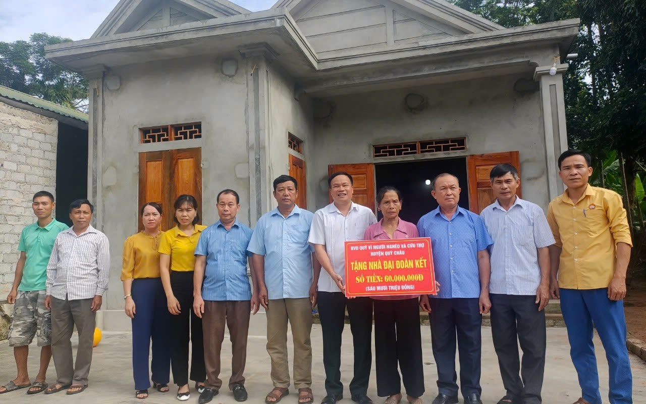 Xuân về trong những ngôi nhà mới