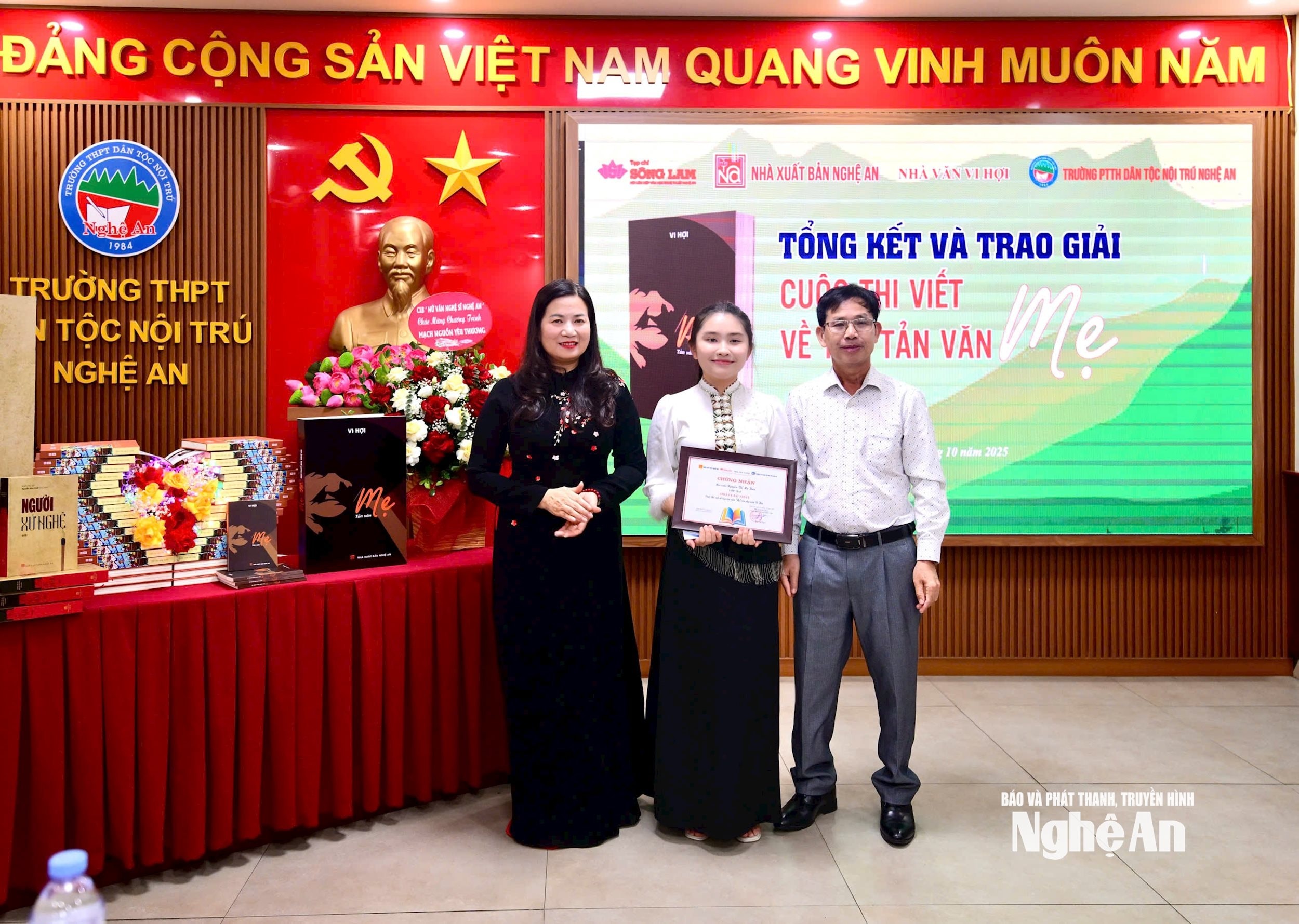 bna_giai-nhat-cuoc-thi-viet-cam-nhan-ve-tap-tan-van-me-cua-nha-van-vi-hoi.jpg