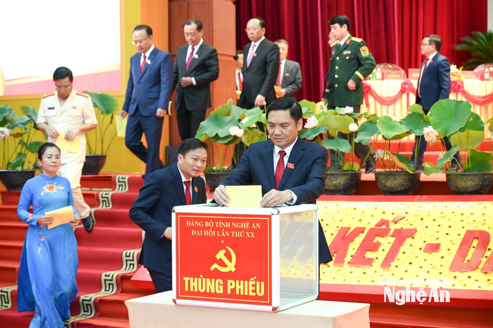 bna_dai-hoi-dang-chieu-15(1).jpg