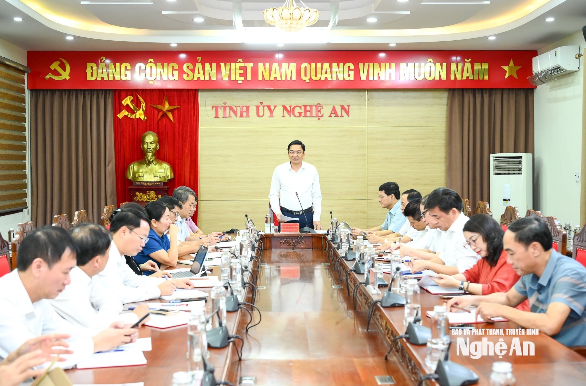bna_thuong-truc-lv-co-quan-giup-viec.jpg