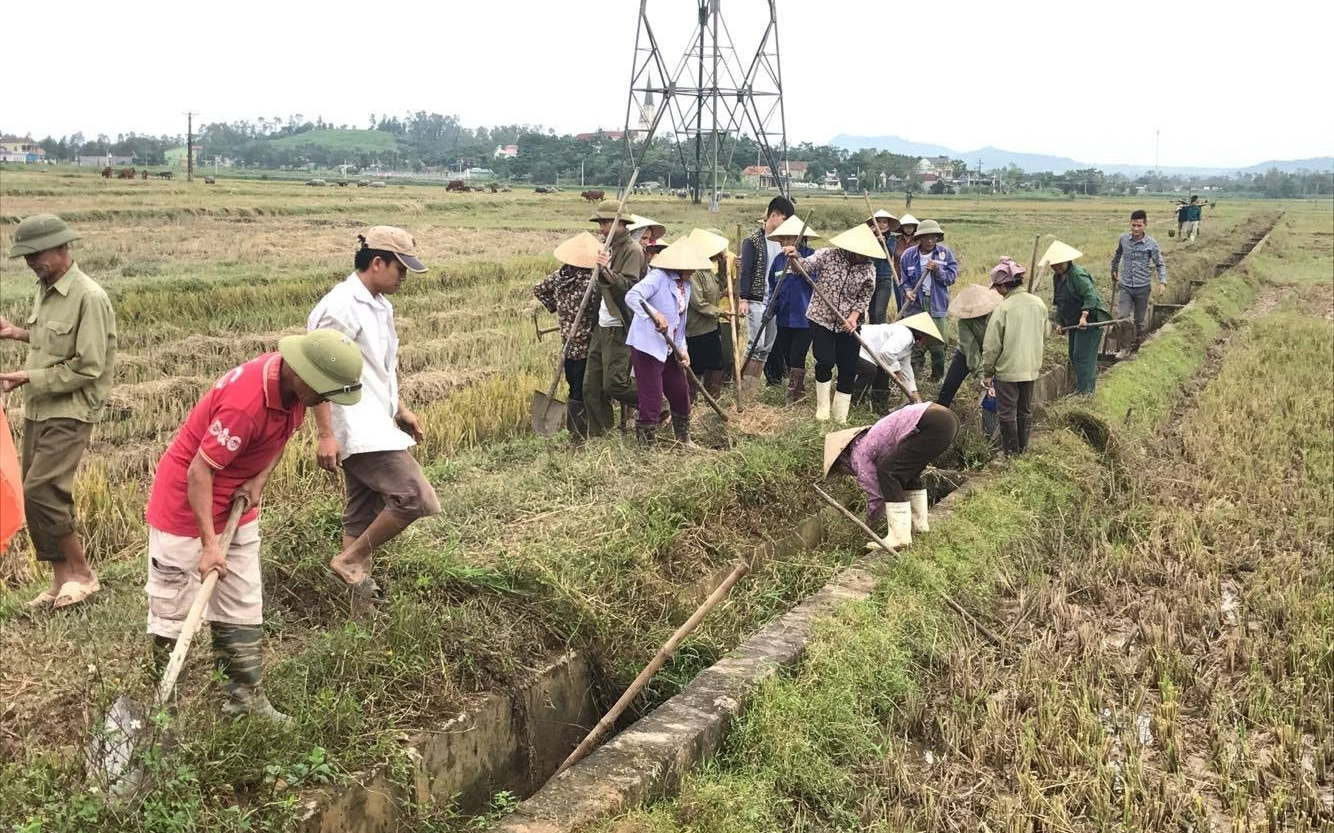 Xem xét sửa chữa và chuyển giao quản lý hồ đập thuộc Nông trường Cờ Đỏ