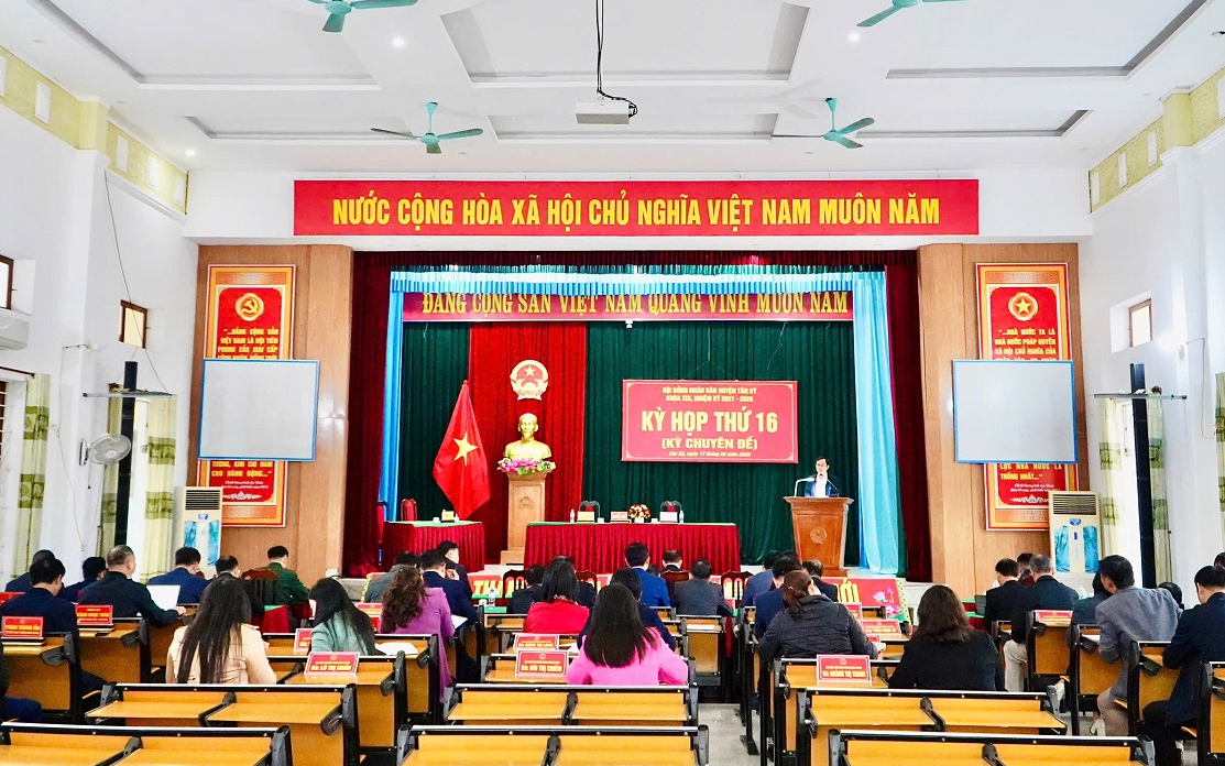 HĐND huyện Tân Kỳ khóa XIX tổ chức kỳ họp thứ 16 để thông qua việc sắp xếp, thành lập cơ quan chuyên môn thuộc UBND huyện