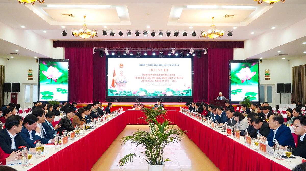 Khai mạc Hội nghị trao đổi kinh nghiệm hoạt động với Thường trực HĐND cấp huyện lần thứ sáu