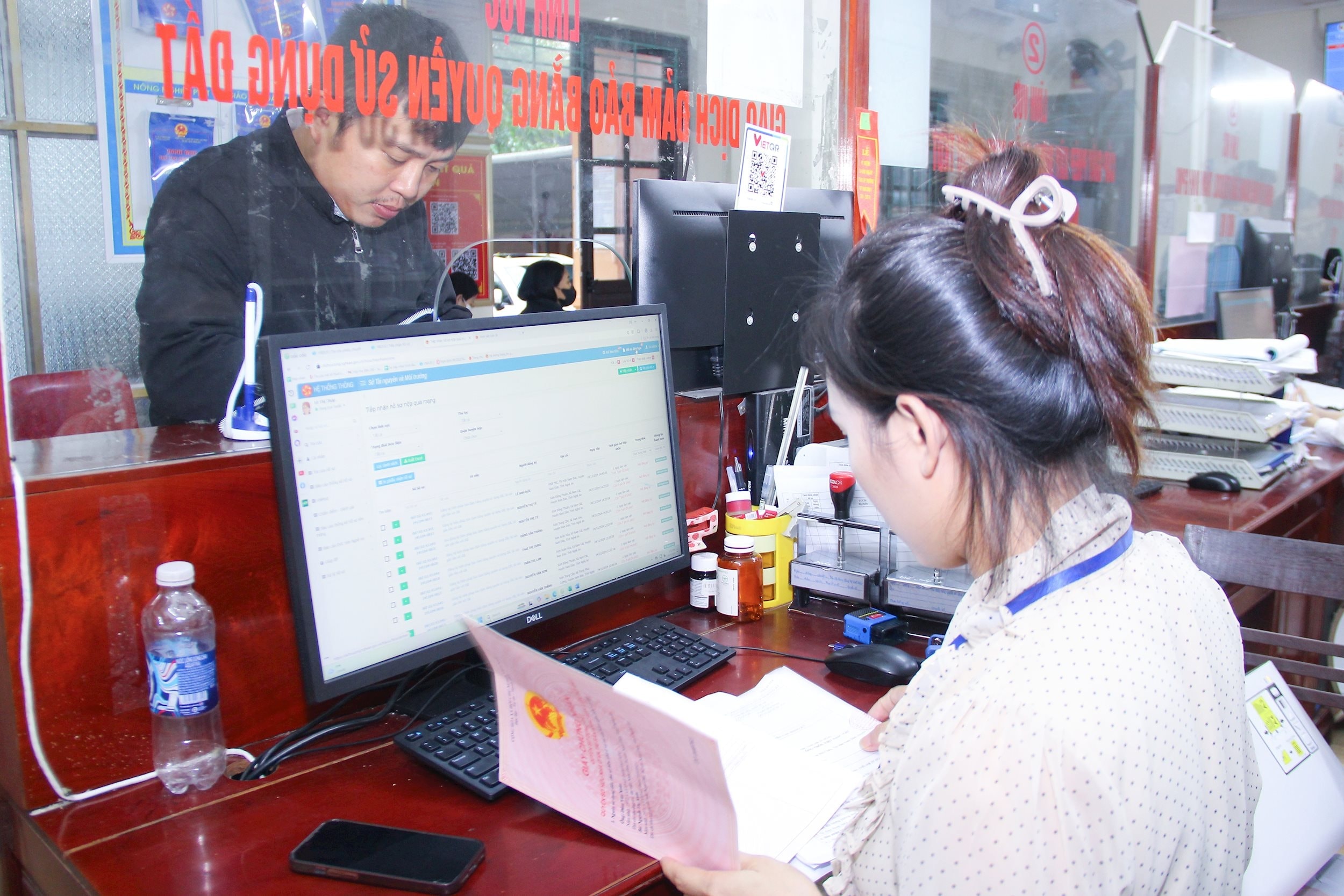 Tăng cường giám sát bằng hoạt động giải trình của Thường trực HĐND huyện Nam Đàn