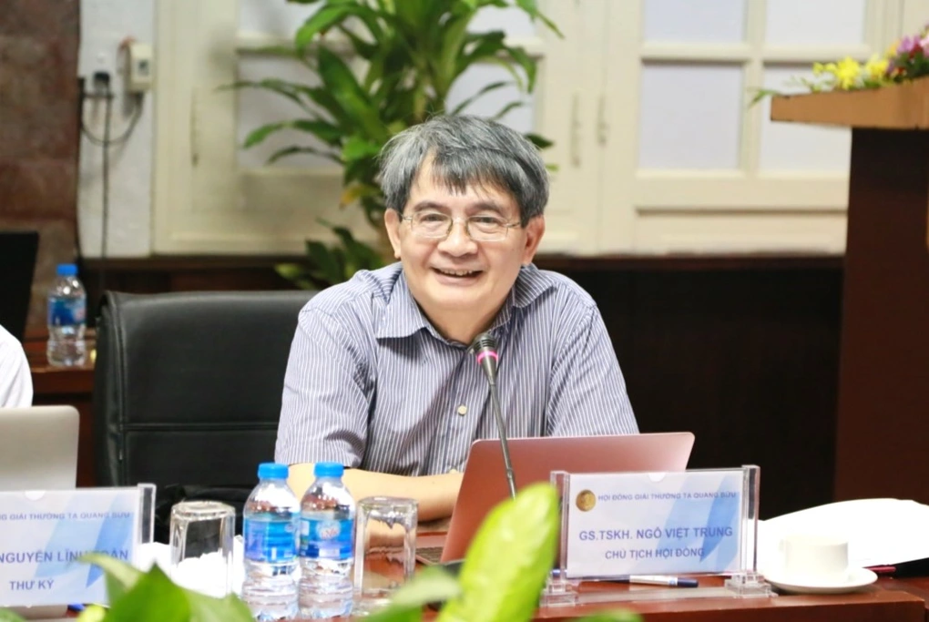 GS.TSKH Ngô Việt Trung - nhà khoa học tài danh
