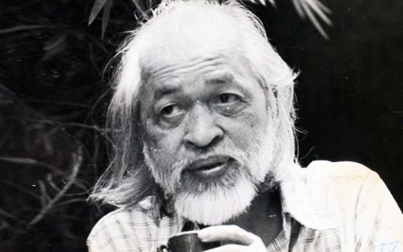 HOÀNG TRUNG THÔNG - NHÀ THƠ “SIÊU GÀN” CỦA XỨ NGHỆ