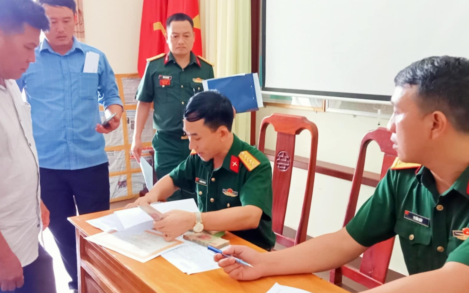 Sở Lao động - Thương binh và Xã hội trả lời kiến nghị cử tri thị xã Thái Hòa về việc hướng dẫn trợ cấp một lần đối với người có thành tích tham gia kháng chiến