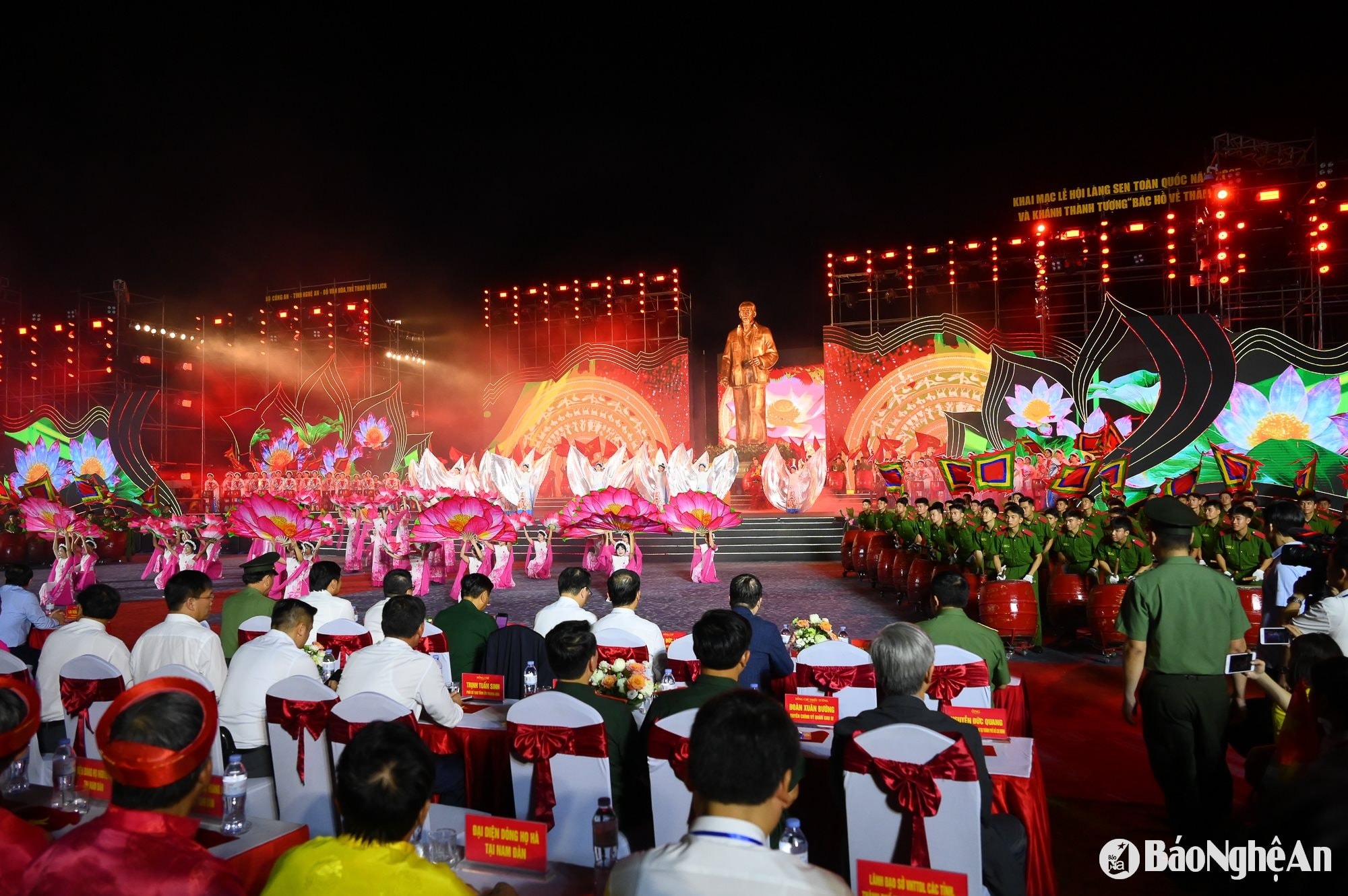 bna_tong-bi-thu-lv-voi-nghe-an-113.jpg