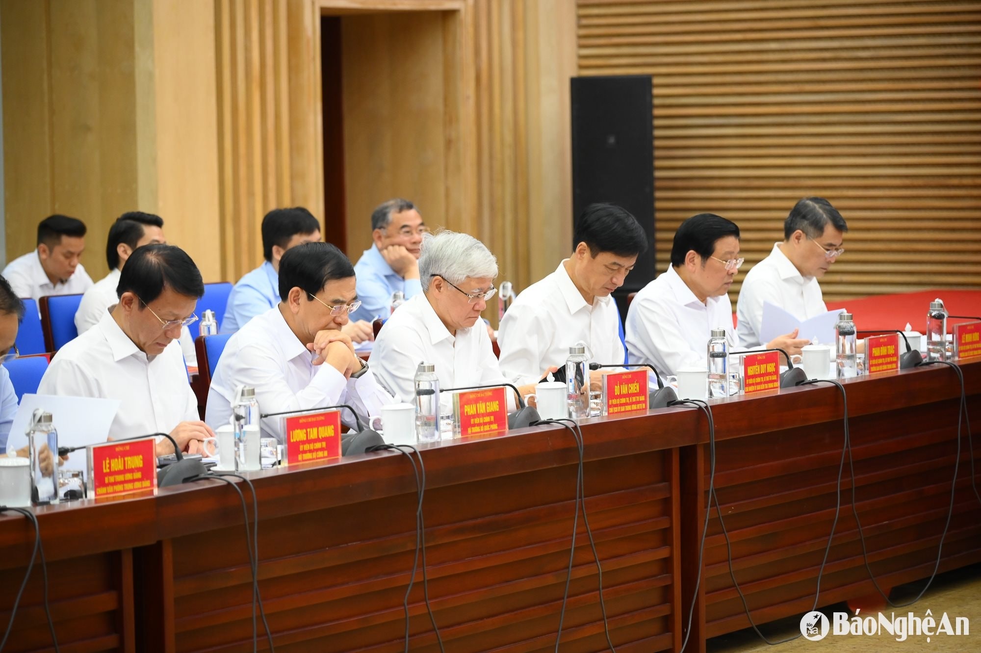 bna_tong-bi-thu-lv-voi-nghe-an-18.jpg