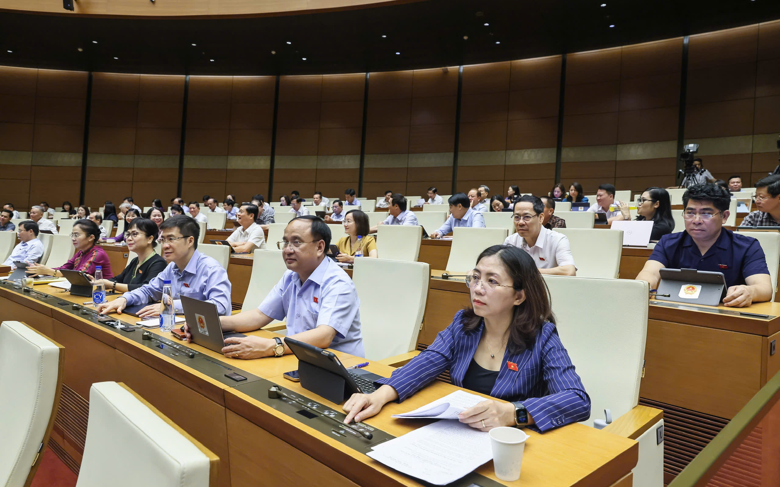 Quốc hội chốt rút ngắn nhiệm kỳ khóa XV, bầu cử khóa mới vào 15/3/2026