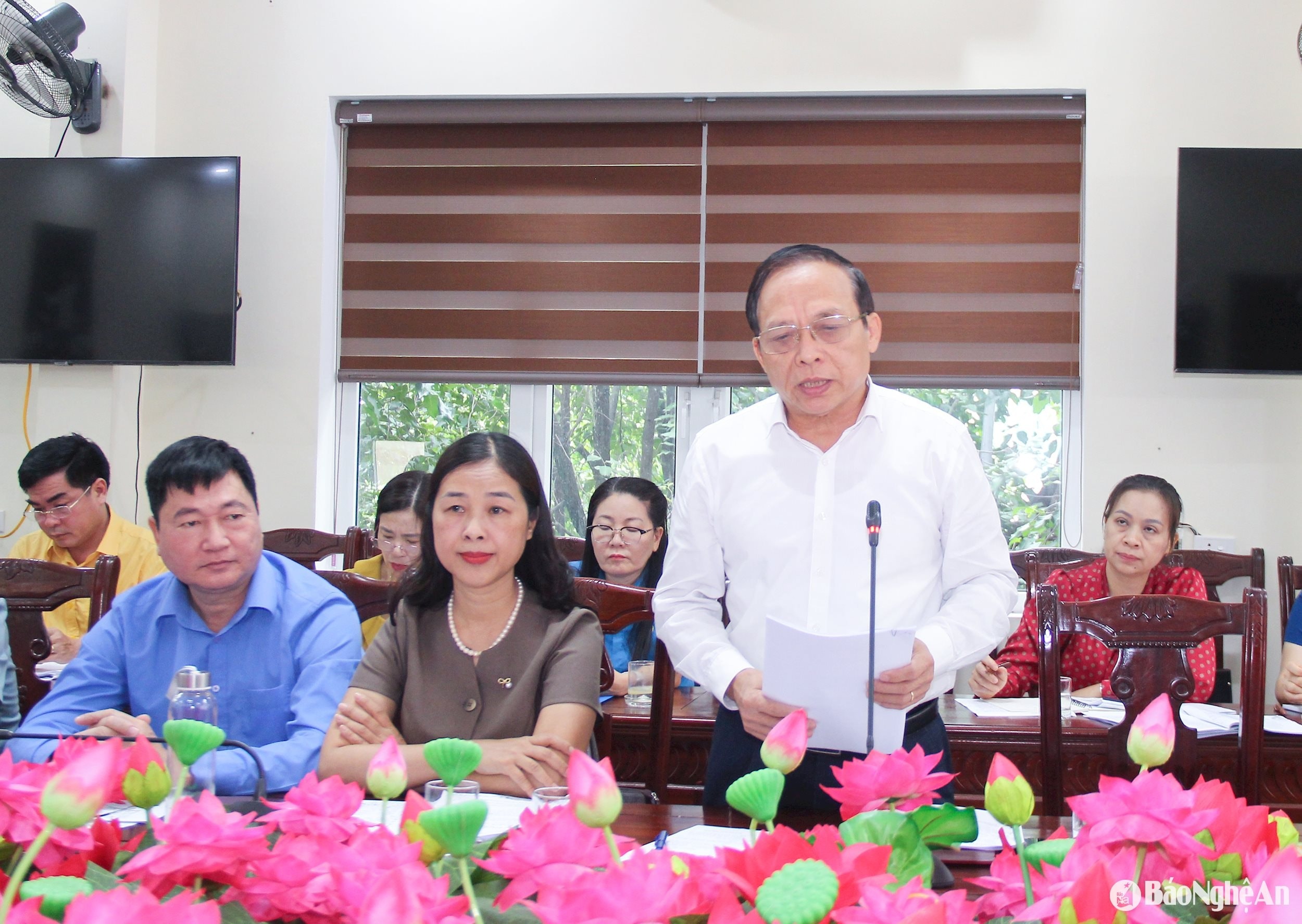 bna_-dong-chi-nguyen-quang-tung-uy-vien-.jpg
