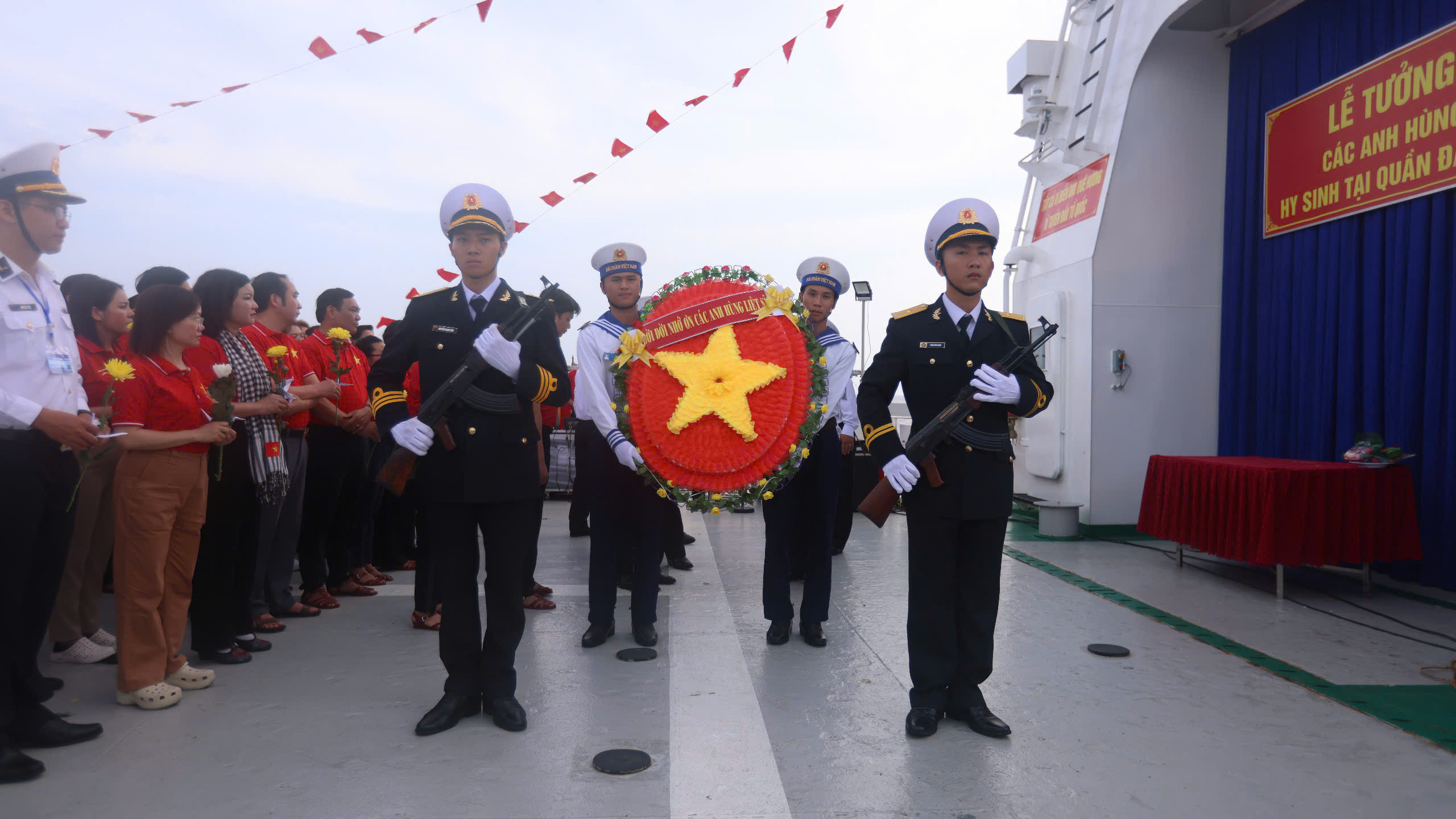 bna_tuong-niem-cac-chien-sy-tai-dao-gac-ma.2.jpg