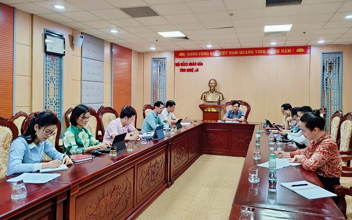 Chúng tôi – Những “Người cầm bút” thầm lặng