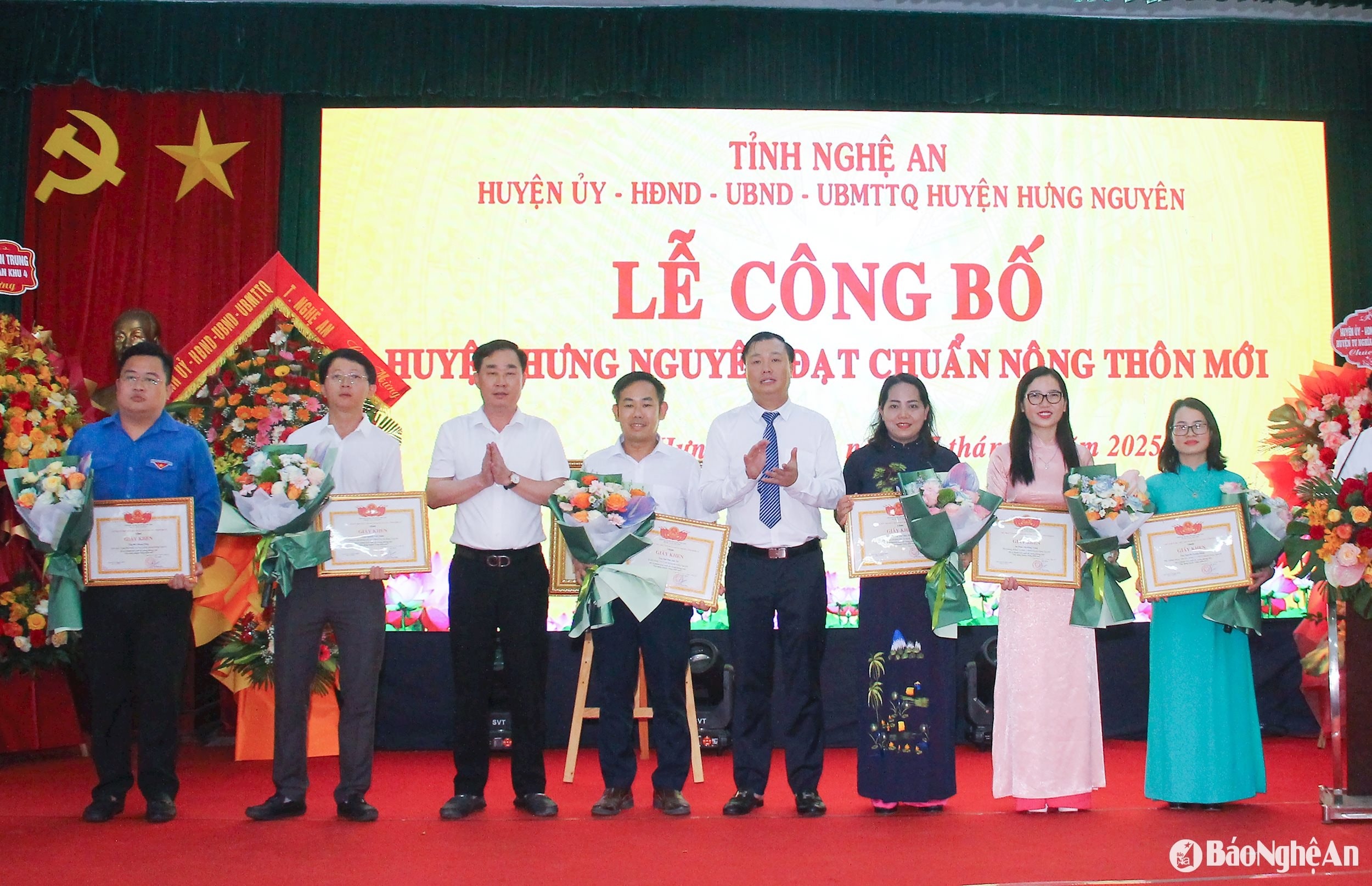 bna_-lanh-dao-huyen-hung-nguyen-.jpg