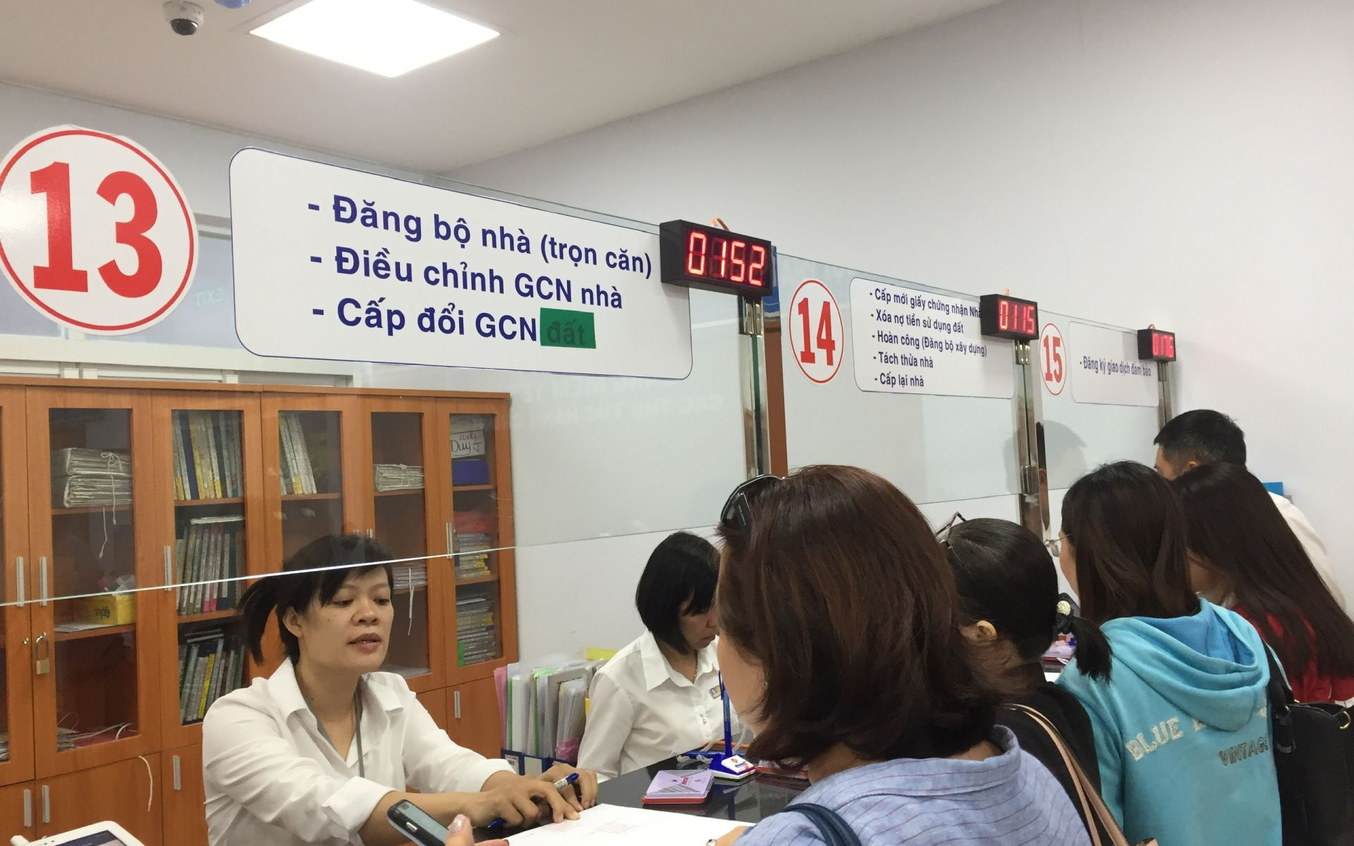 Trả lời kiến nghị của cử tri về vướng mắc trong tách thửa liên quan đến lối đi chung theo Quyết định 34/2024/QĐ-UBND