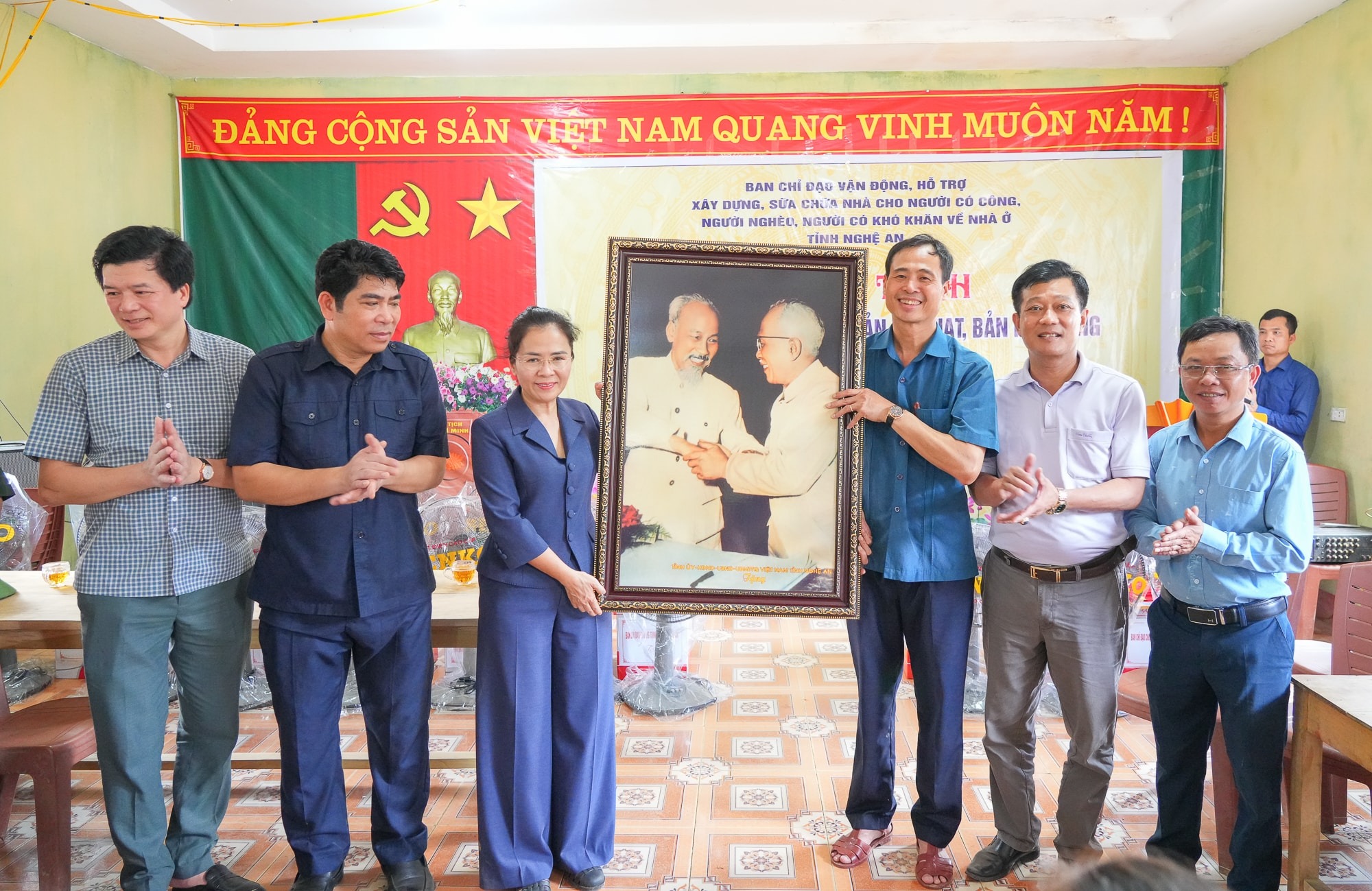 Phó Bí thư Võ Thị Minh Sinh-5
