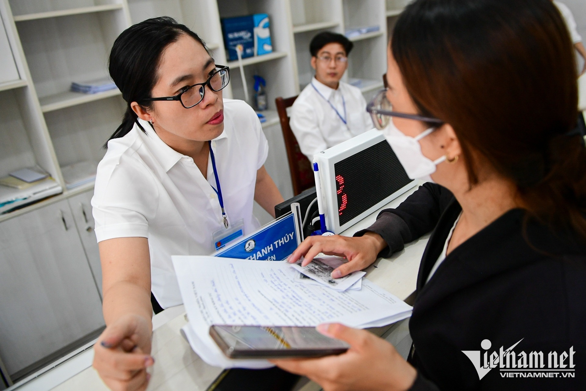 w-hanh-chinh-tphcm-nguyen-hue-14-79.jpg?width=0&s=4VwKF_UvtKyVs3zNtFgWQQ