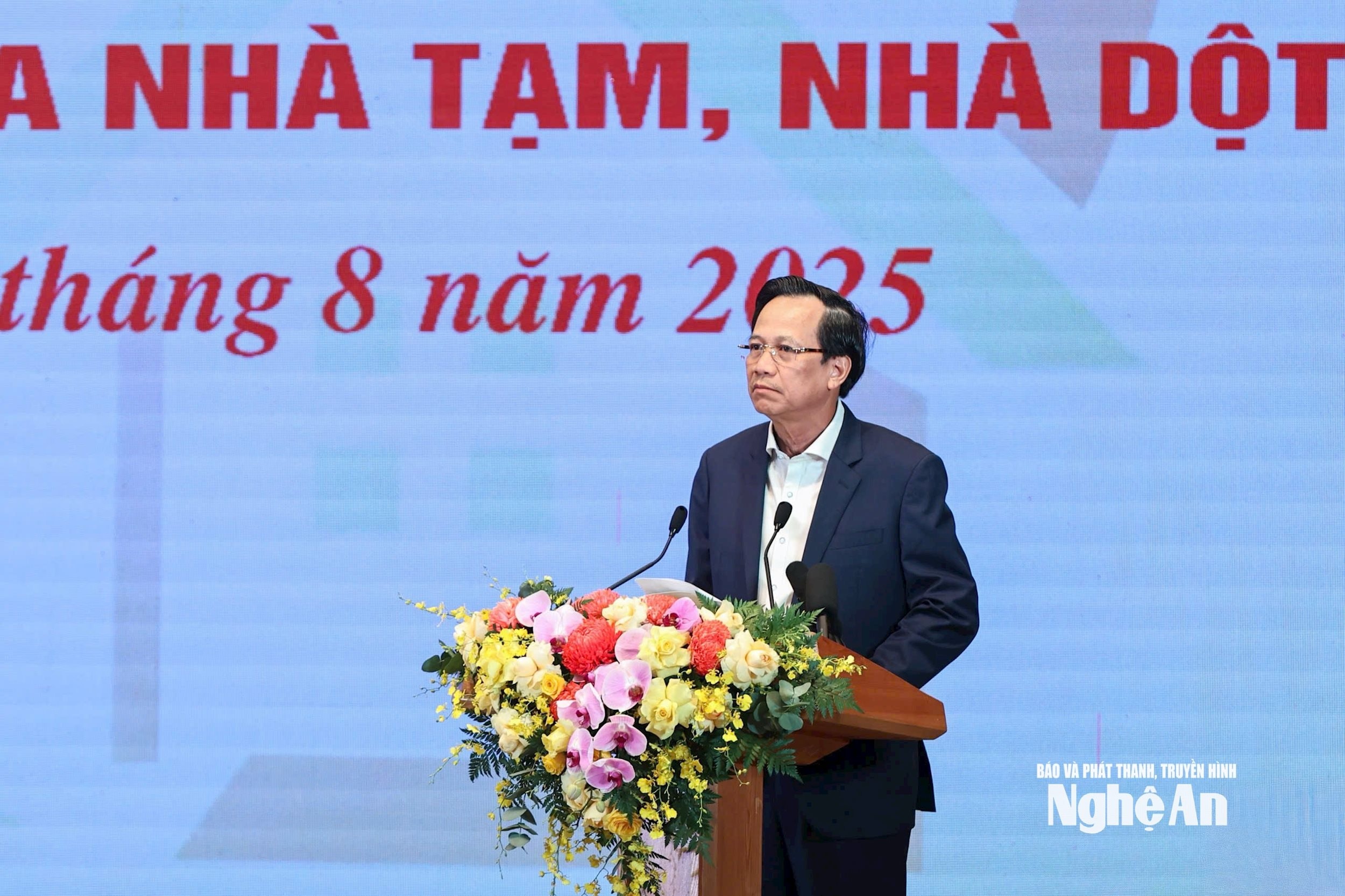 bna_-4b9a2f1938aab0f4e9bb.jpg