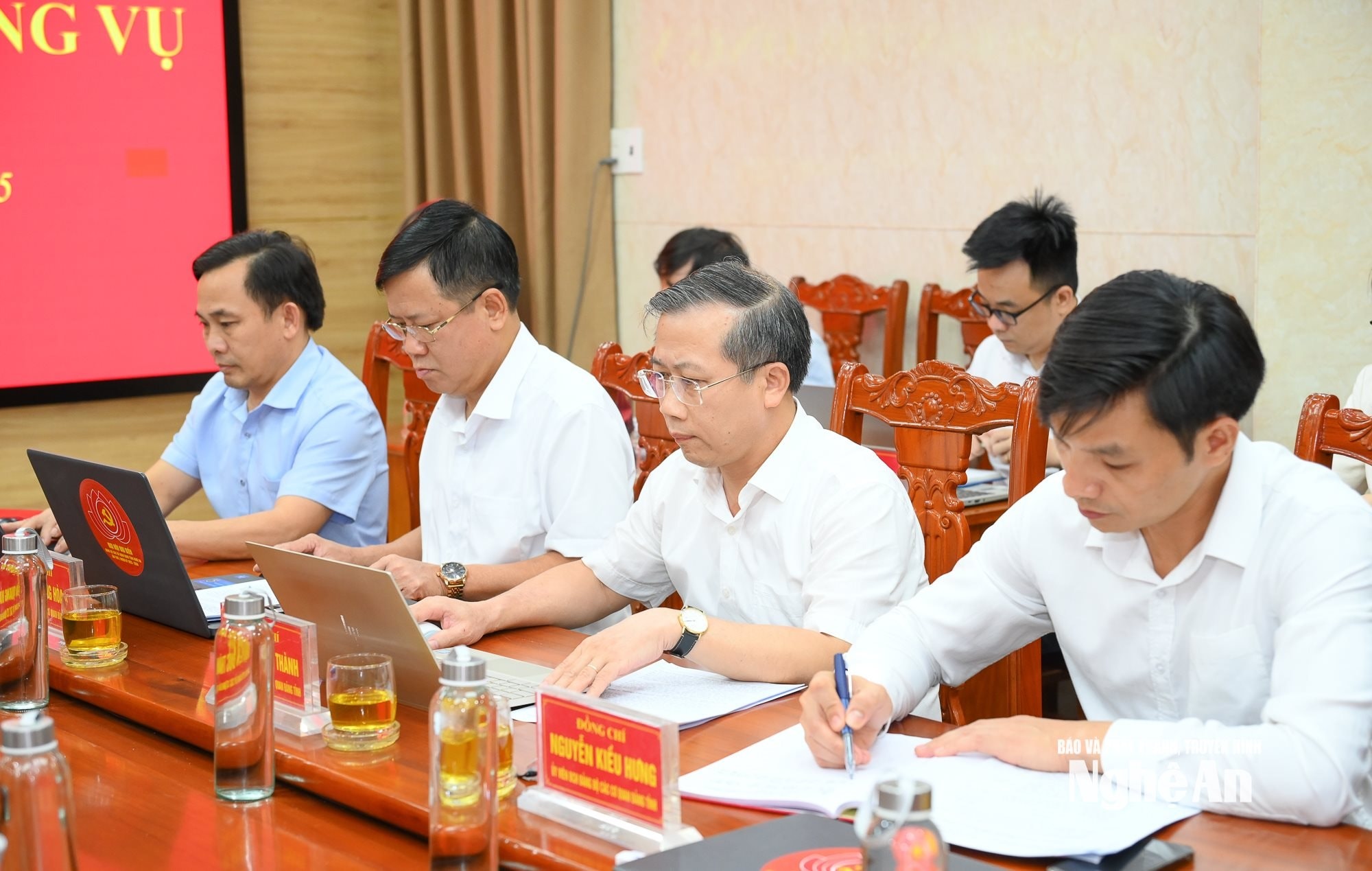 bna_co-quan-dang-tinh-6.jpg