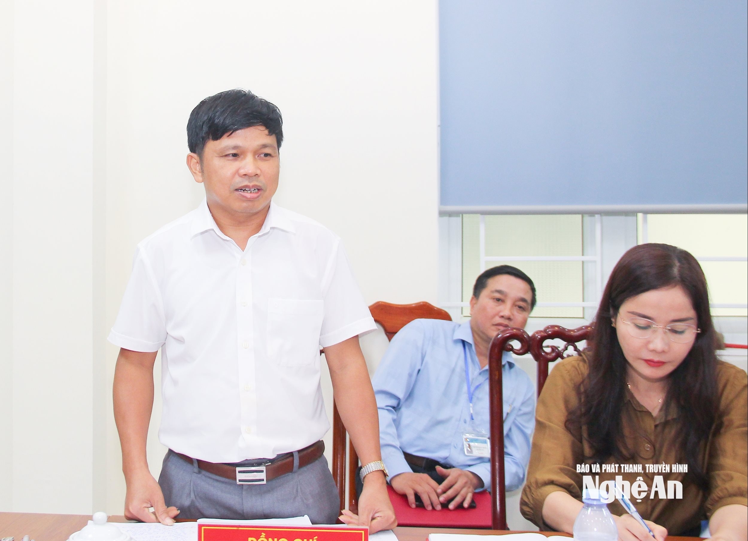 bna_-chu-tich-ubnd-phuong-truong-vinh-nguyen-tat-son-bao-cao-ket-qua-tiep-dan-.jpg
