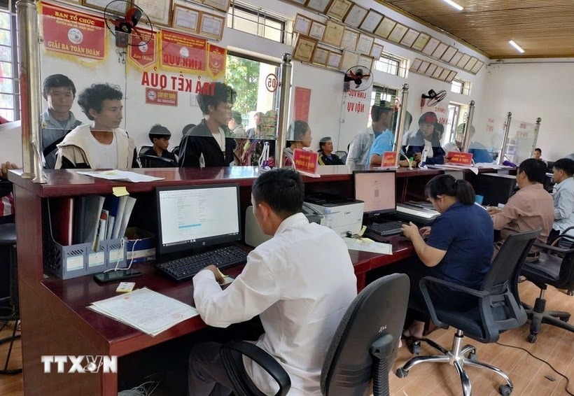 media.vietnamplus.vn-images-2a704d37e71eca4bc8d828578ad6d6d6a5a47978719ed8203533f6bf1851ced4bf944a319d8802f7fbb2496ad1ccef78a74f6b1bfe70b3203772c7979020cefa-_ttxvn-chinh-quyen-2-cap.jpg