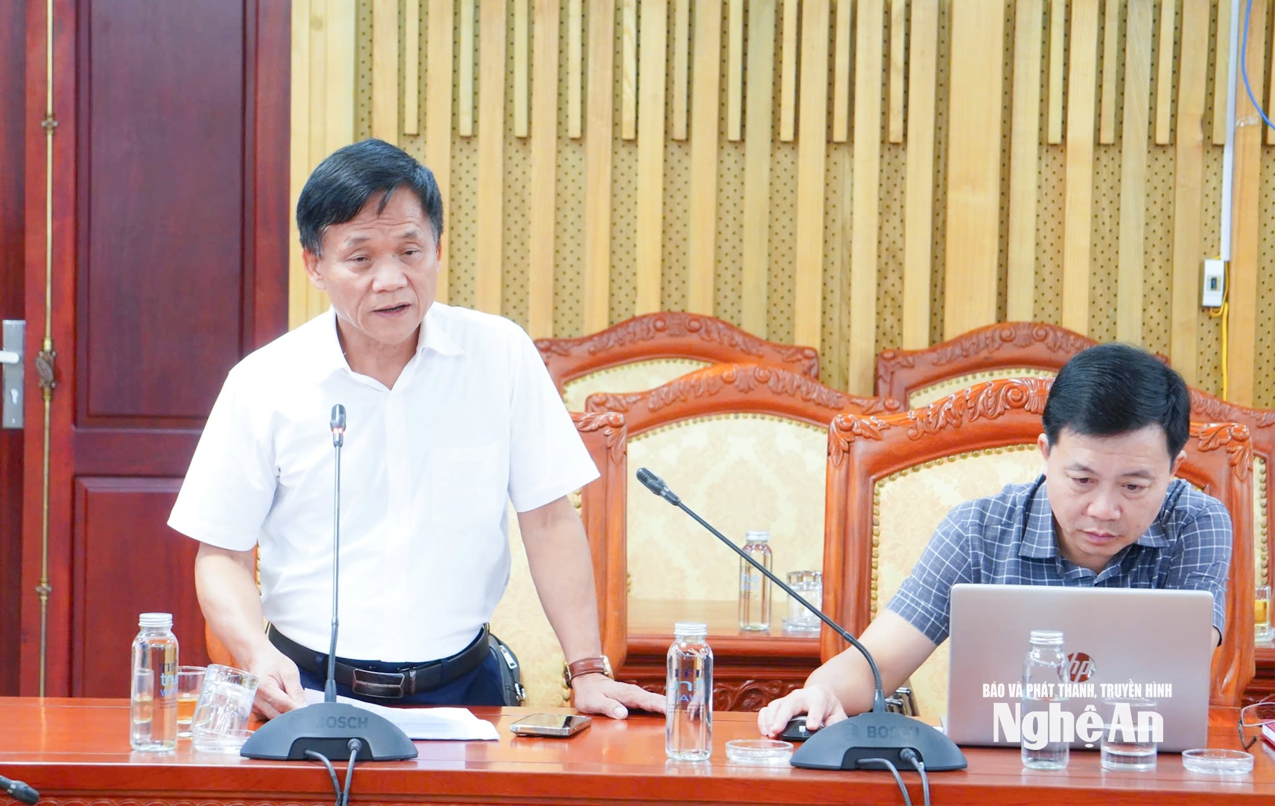 bna_-pho-chu-tich-hoi-luat-gia-tinh-tran-van-mao-neu-y-kien-gop-y-vao-2-du-thao-luat.-anh-mai-hoa(1).jpg