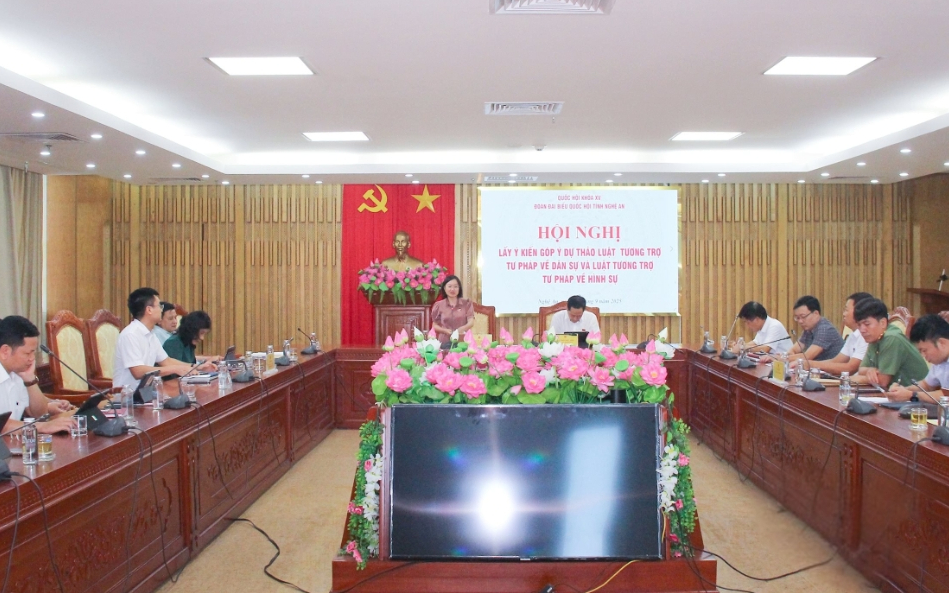 Đoàn Đại biểu Quốc hội tỉnh Nghệ An lấy ý kiến góp ý dự thảo Luật Tương trợ tư pháp về dân sự và hình sự