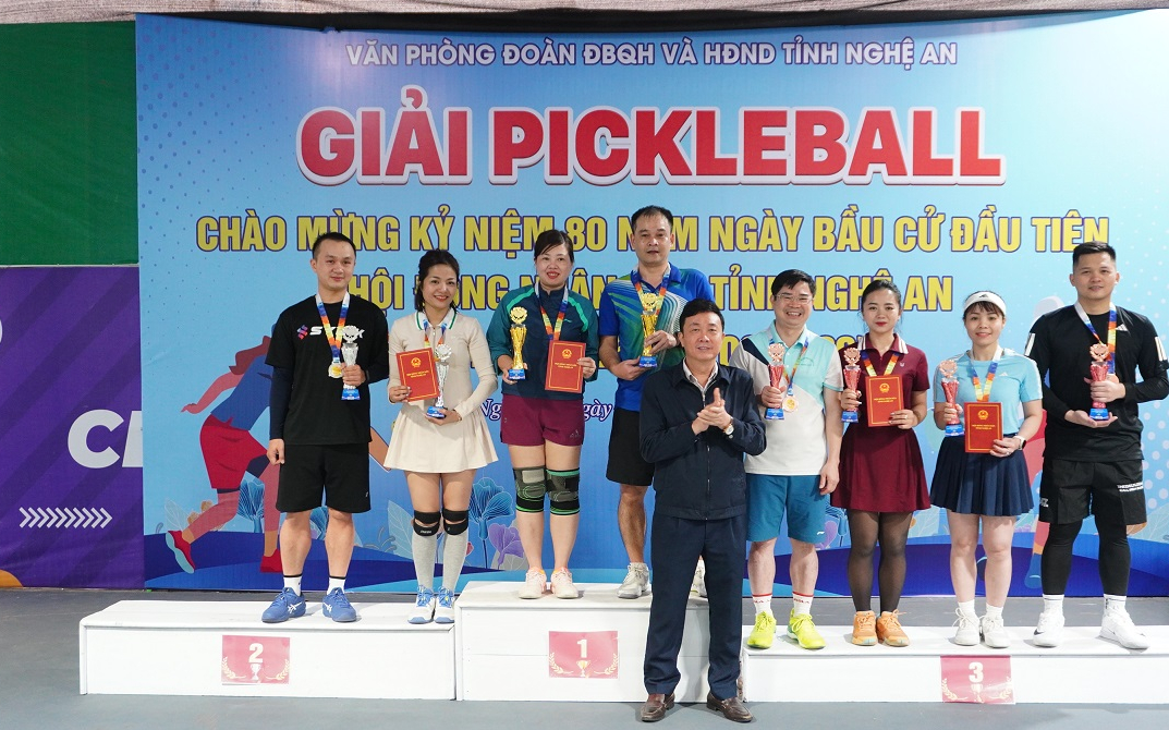 Bế mạc và trao thưởng Giải Pickleball Kỷ niệm 80 năm Ngày bầu cử đầu tiên của HĐND tỉnh Nghệ An