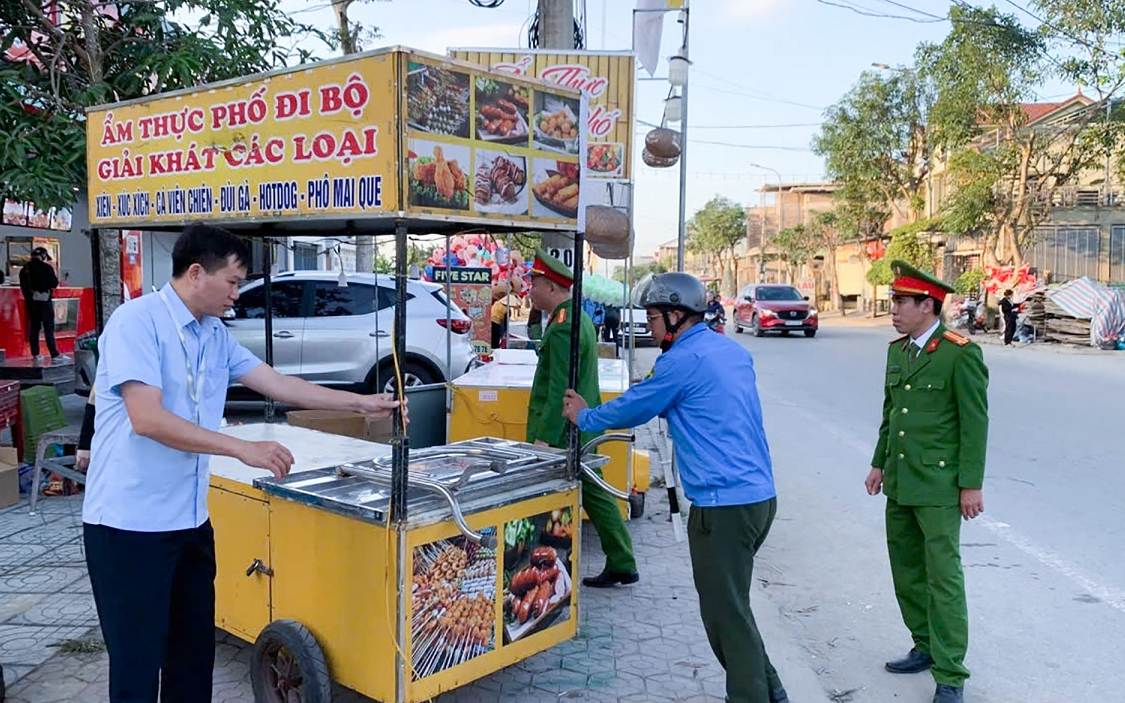 Lập lại kỷ cương hành lang an toàn giao thông, tạo nền tảng cho phát triển bền vững