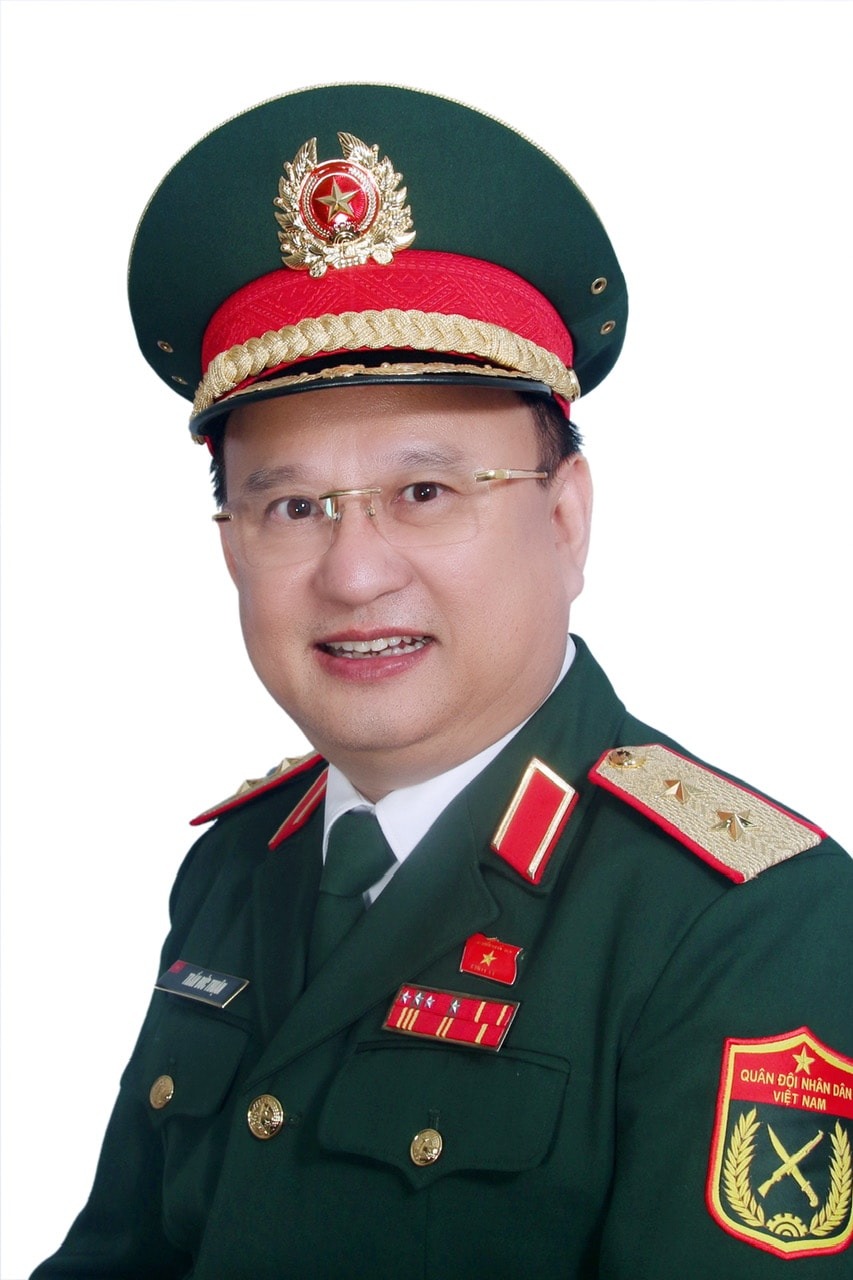 trung-tuong-thuan.jpg