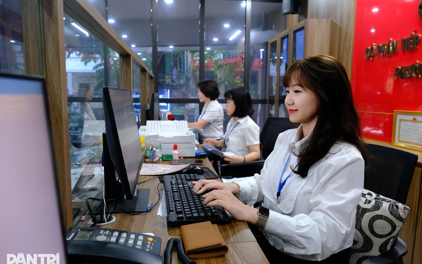 Dân vẫn bị đòi giấy tờ đã tích hợp trên VNeID, Thủ tướng ra chỉ đạo mới