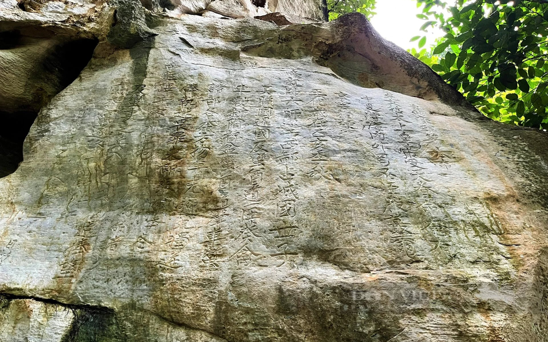 Tiếng vọng từ vách đá: Ma Nhai kỷ công bi văn – Bảo vật quốc gia Việt Nam 2026