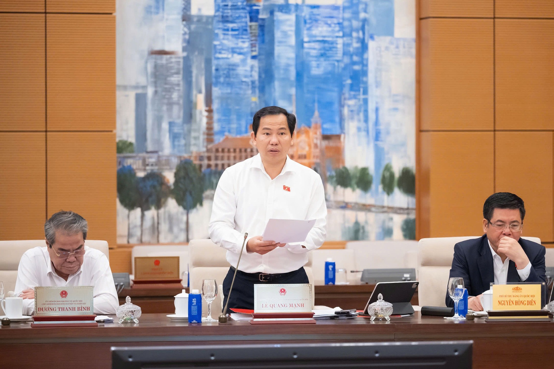 202604021100594687-z7682904657659-fefbe5b716457abdfa8c1aa7c6c33387-811.jpg?width=0&s=KgP_NDRAITUp6TAIZ2SeFw