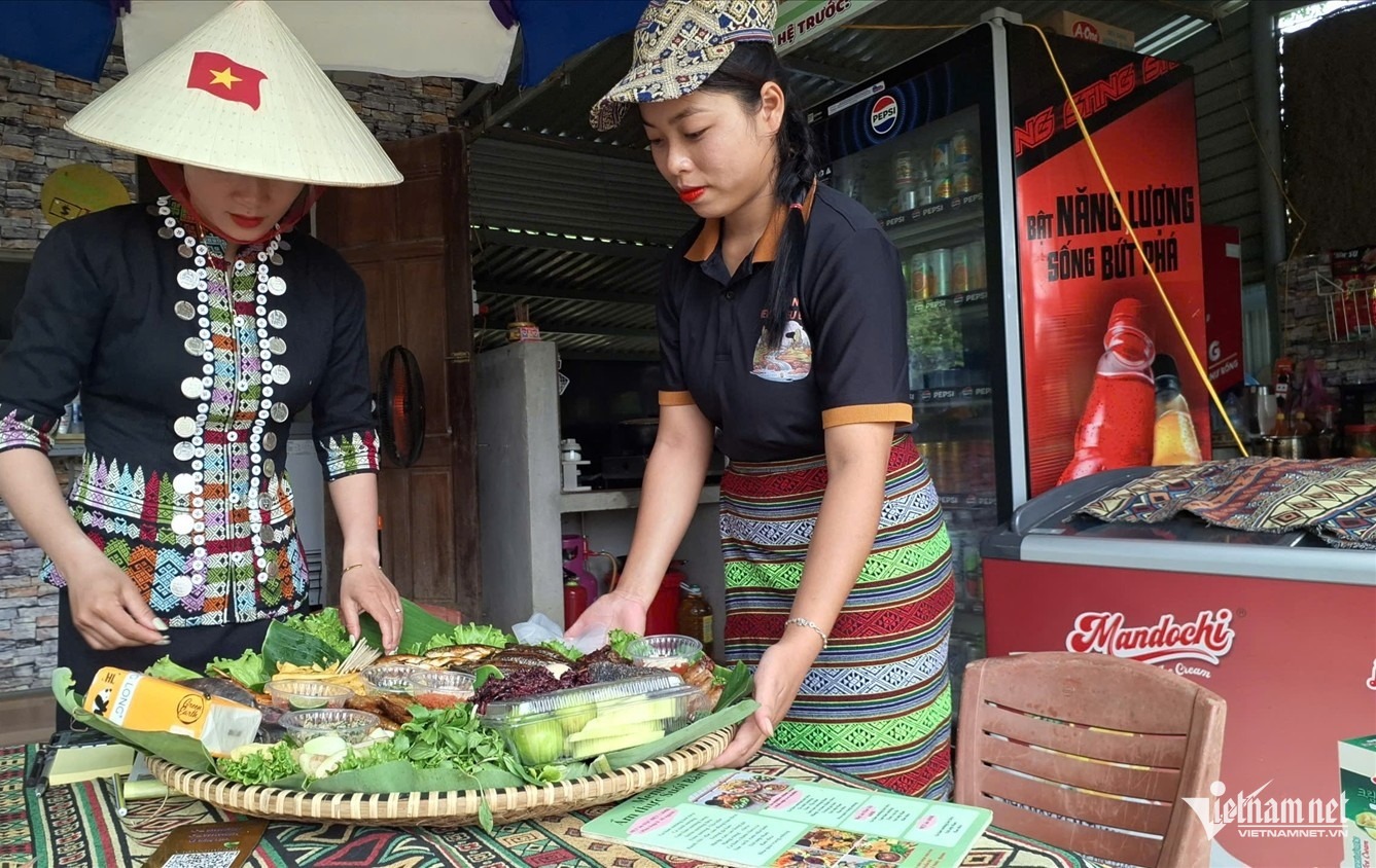 w-anh-25-1403.jpg?width=0&s=obgQ1zADmhm2m1vYdXpE6Q