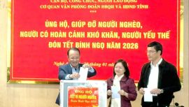 Cán bộ, công chức, người lao động Văn phòng Đoàn ĐBQH và HĐND tỉnh Nghệ An chung tay ủng hộ người nghèo đón Tết Bính Ngọ 2026