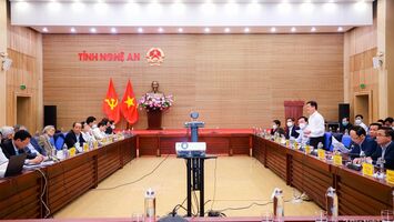 Tổ tư vấn kinh tế - xã hội cho ý kiến vào dự thảo Khung định hướng Quy hoạch tỉnh Nghệ An