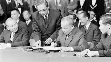 Người được Bác Hồ giao nhiều trọng trách đa dạng nhất