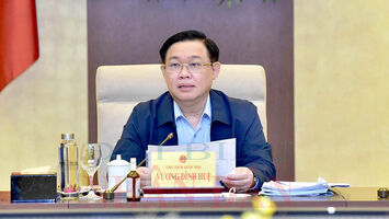 Chủ tịch Quốc hội Vương Đình Huệ chủ trì phiên họp chuẩn bị nội dung trình kỳ họp bất thường của Quốc hội