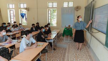 Nghệ An xây dựng Nghị quyết hỗ trợ học phí cho trẻ em và học sinh bị ảnh hưởng dịch Covid