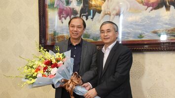 Thứ trưởng Bộ Ngoại giao và đoàn công tác thăm, làm việc tại Nghệ An