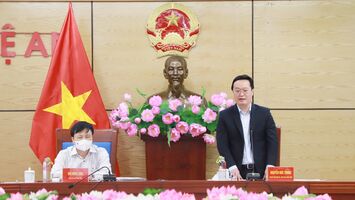 Nghệ An họp về thí điểm điều trị F0 tại trạm y tế lưu động, cách ly tại nhà đối tượng nguy cơ cao