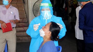 Sáng 28/11, Nghệ An ghi nhận 49 ca nhiễm Covid-19 mới, trong đó có 2 ca cộng đồng