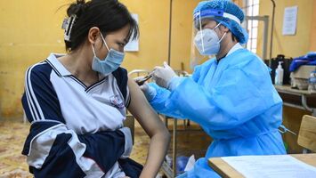 Bộ Y tế: tiêm mũi 3 từ tháng 12, được phép tiêm trộn nhiều loại vaccine