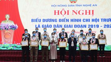 Nghệ An: Biểu dương điển hình chi hội trưởng nông dân là giáo dân tiêu biểu