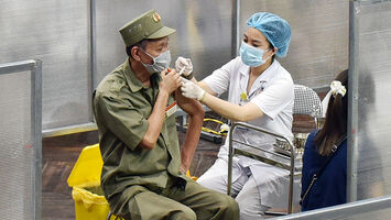 Quản lý, bảo vệ người thuộc nhóm nguy cơ cao mắc Covid